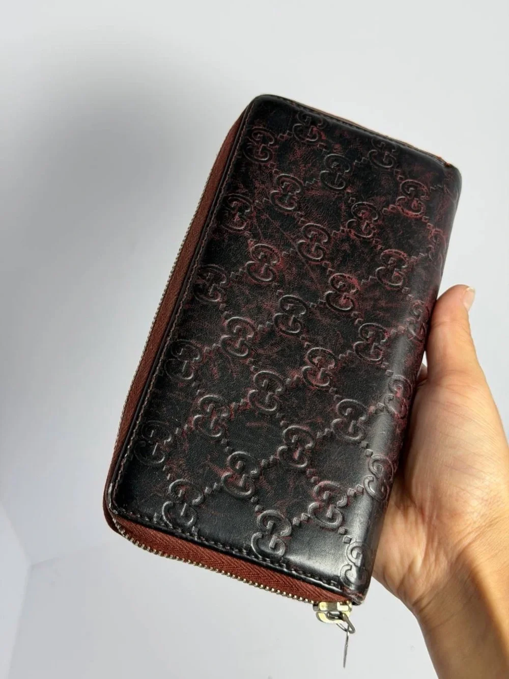 Gucci GG Guccissima Dark Oxblood Leather Zip Around Wallet Distressed Rare - Picture 7 of 14